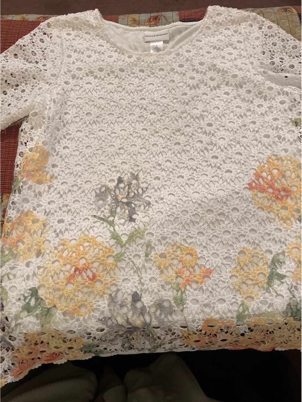 Alfred Dunner White Floral Crochet Lace Top, Size Small